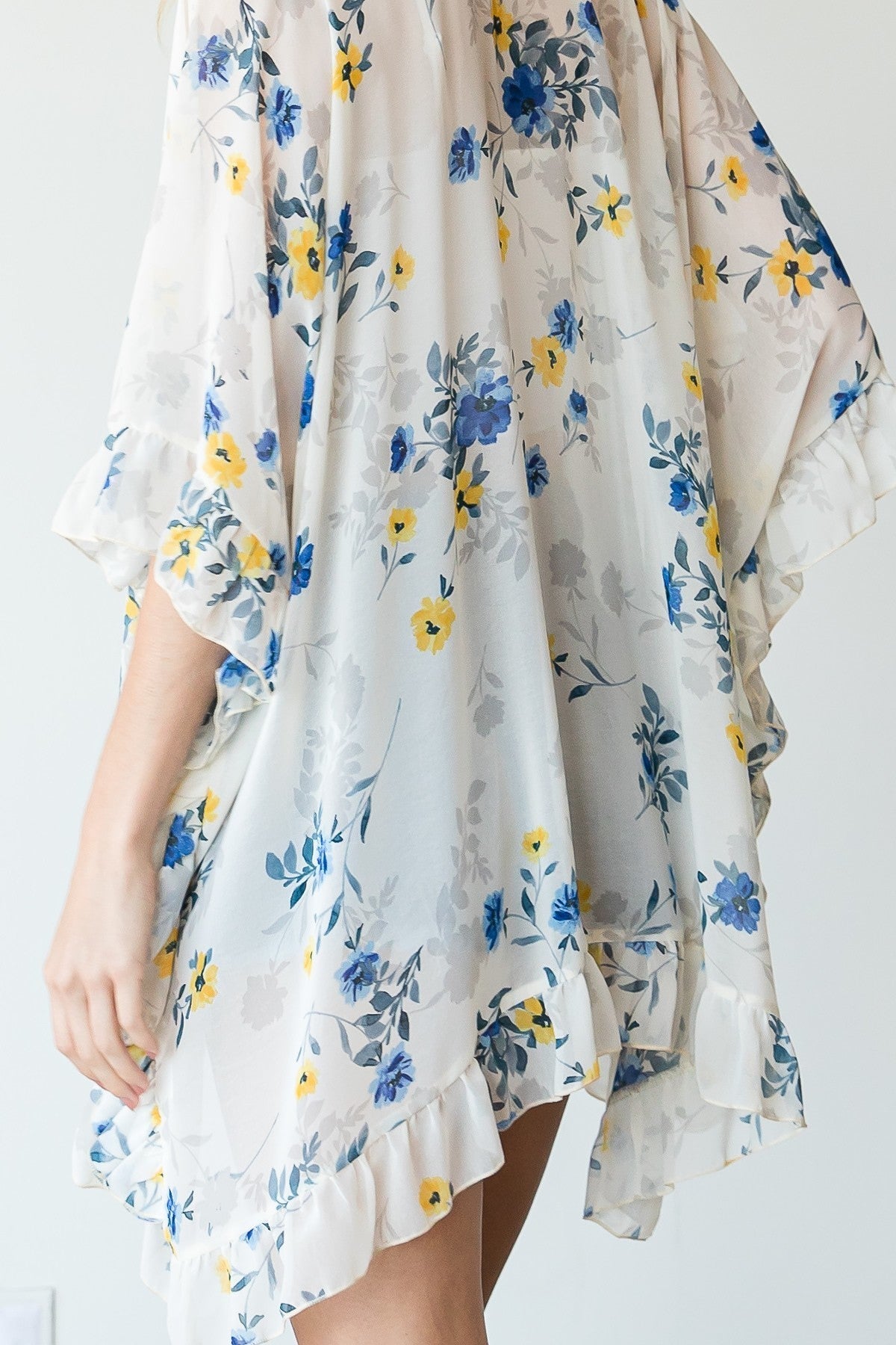 Ruffle Trim Lightweight Kimono