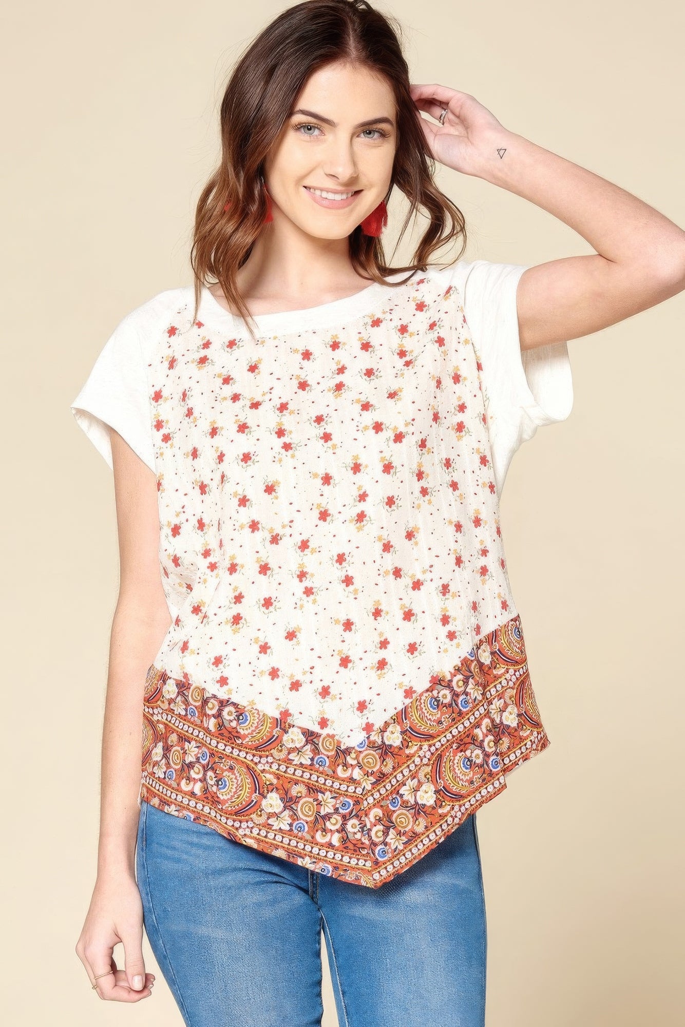 Ditsy Floral Border Printed Loose-fit Tee