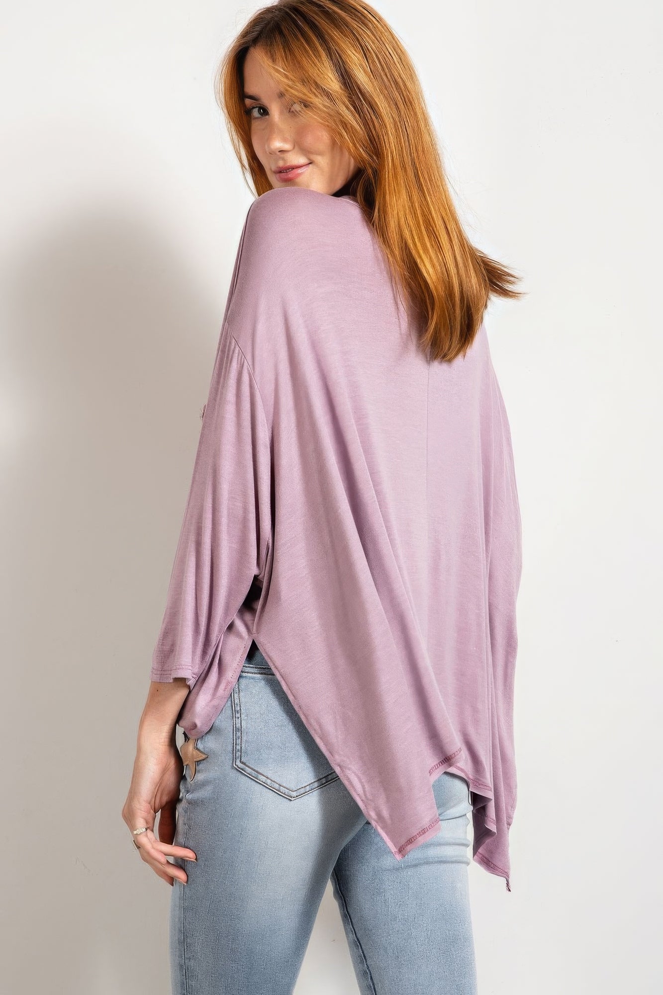 Rounded Neckline 3/4 Sleeves Washed Top